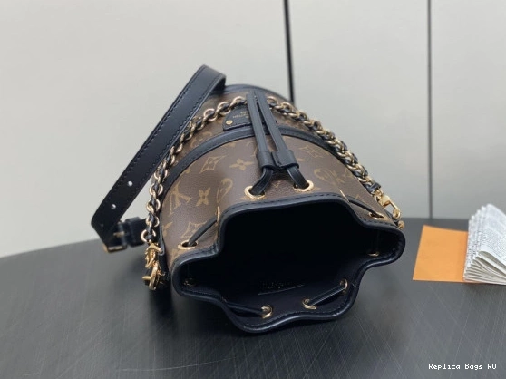 Cheap LOUIS New Bag-14*20.5*14CM Canoe VUITTON 0813